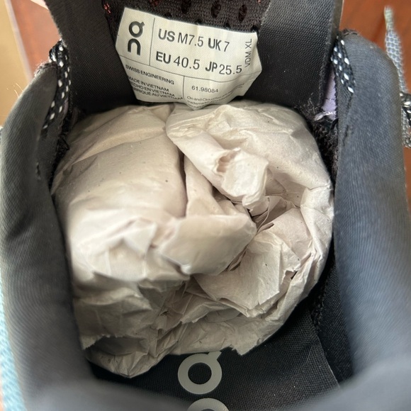 NEW On men’s Cloudmonster Dust 7.5 - Picture 5 of 5